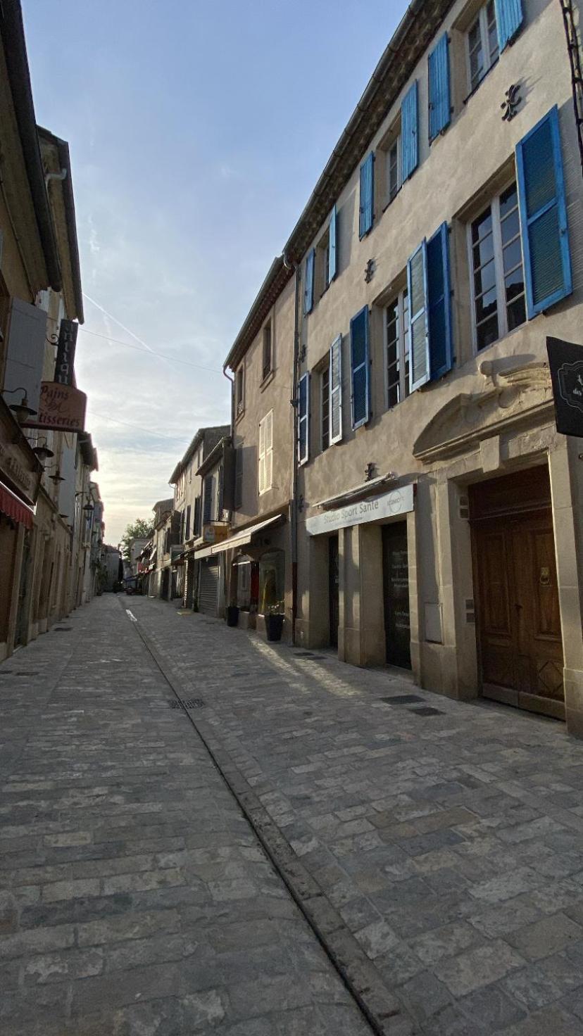 Loft Spacieux Au Coeur Des Remparts D'Айга-Мортас Екстериор снимка